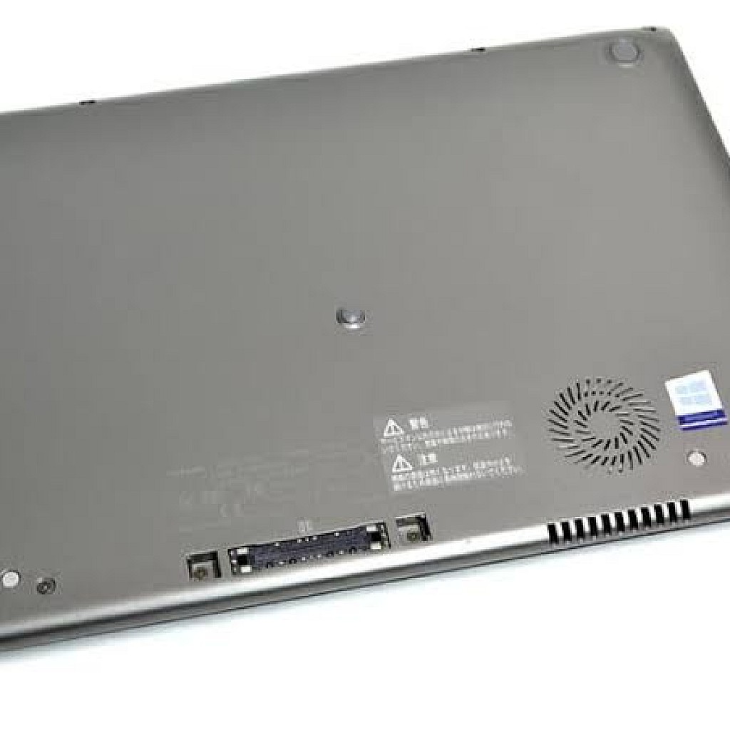 Toshiba Dynabook R63/D